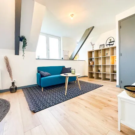 Apartament New: Le Lumineux Face A La Gare !